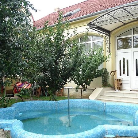Casa Elysee Hotel Deva Exterior photo