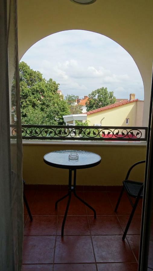 Casa Elysee Hotel Deva Exterior photo